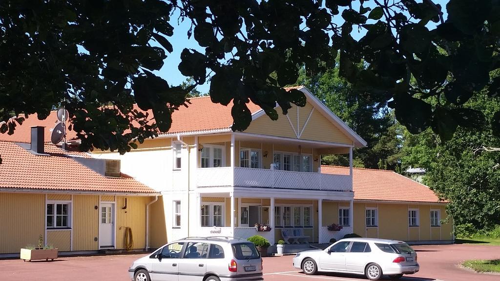 Basto Hotel & Stugby Palsbole Ngoại thất bức ảnh